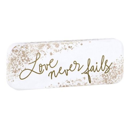 Enamel Plaque - Love Never Fails