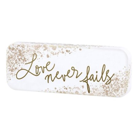 Enamel Plaque - Love Never Fails