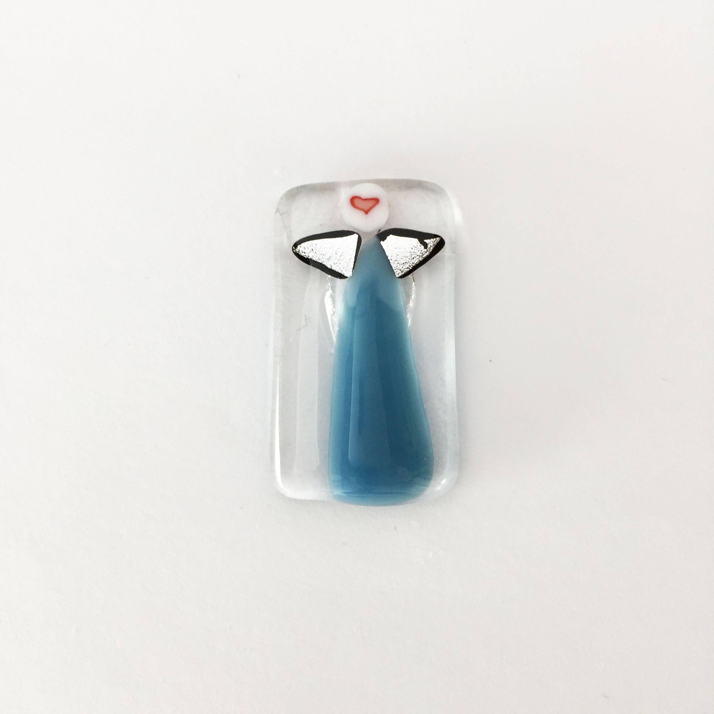 Engleamulet i glas - dueblå med sølvvinger